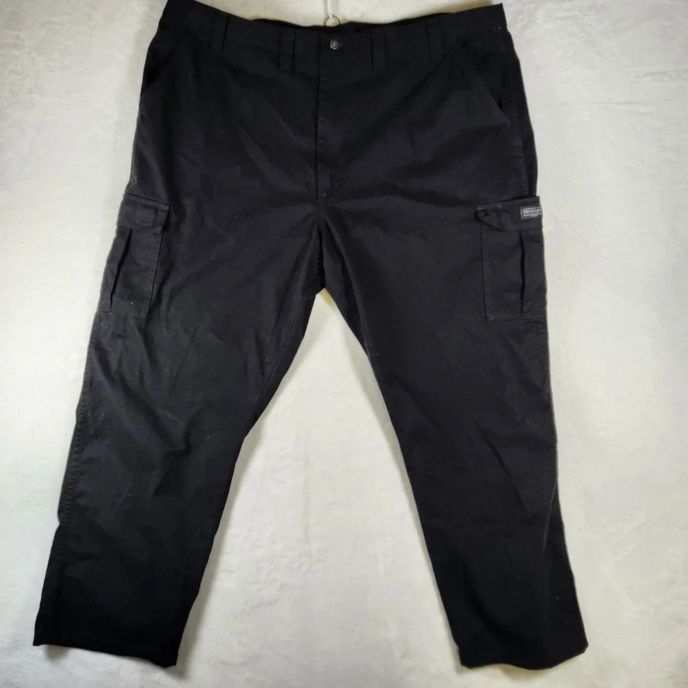 Wrangler Mens Cargo‎ Pants Black Loose Fit Workwear Utility Pockets 46x30 NWT